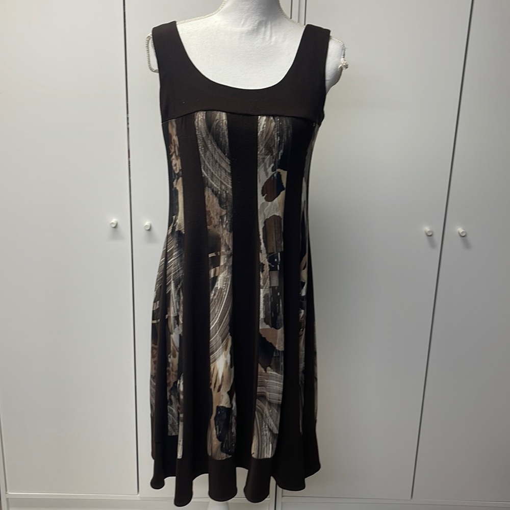 R&M Richards sleeveless dress size 8